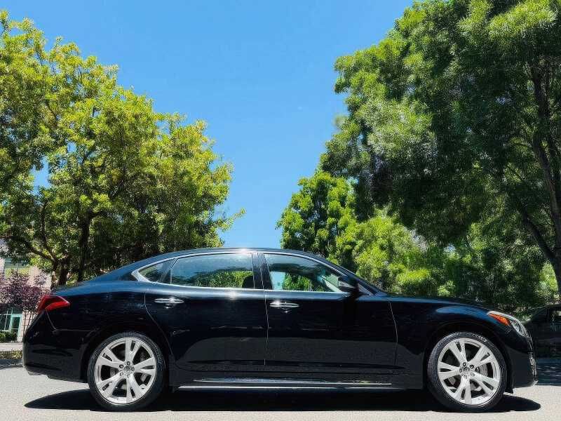 2015 Infiniti Q70L 3.7