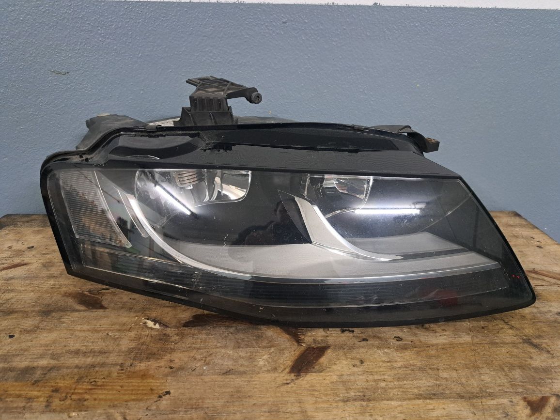 Farol direito AUDI A4 B8 Halogéneo 2008>2011