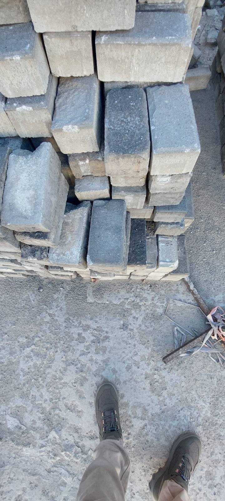 Тротуарна плитка нова та б/у