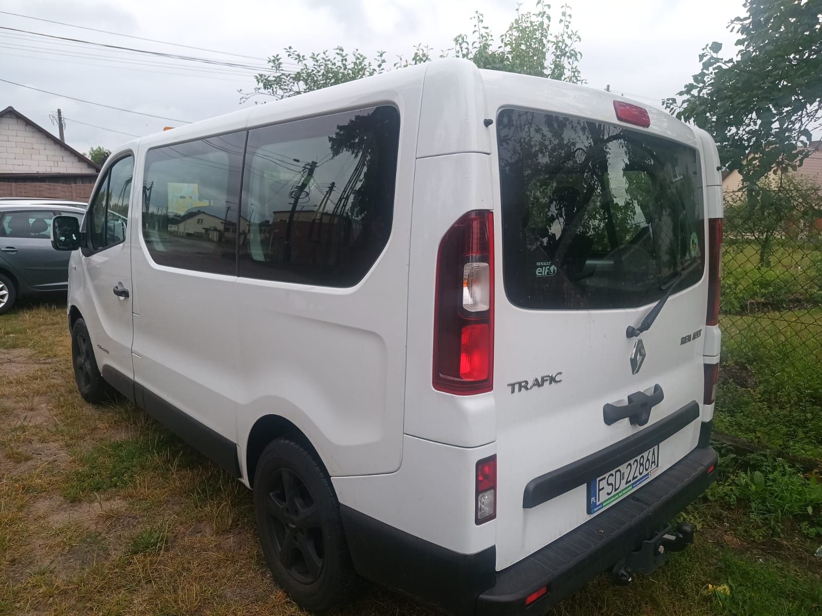 Trafic Vivaro Talento zamiana 9 siedzeń Bus Master Movano