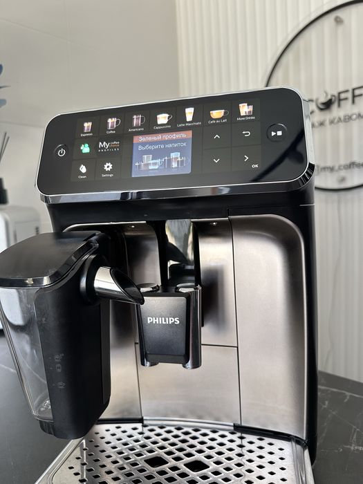 Кавомашина Philips latte go 5400 series