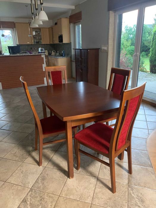 Stół rozkładany do jadalni