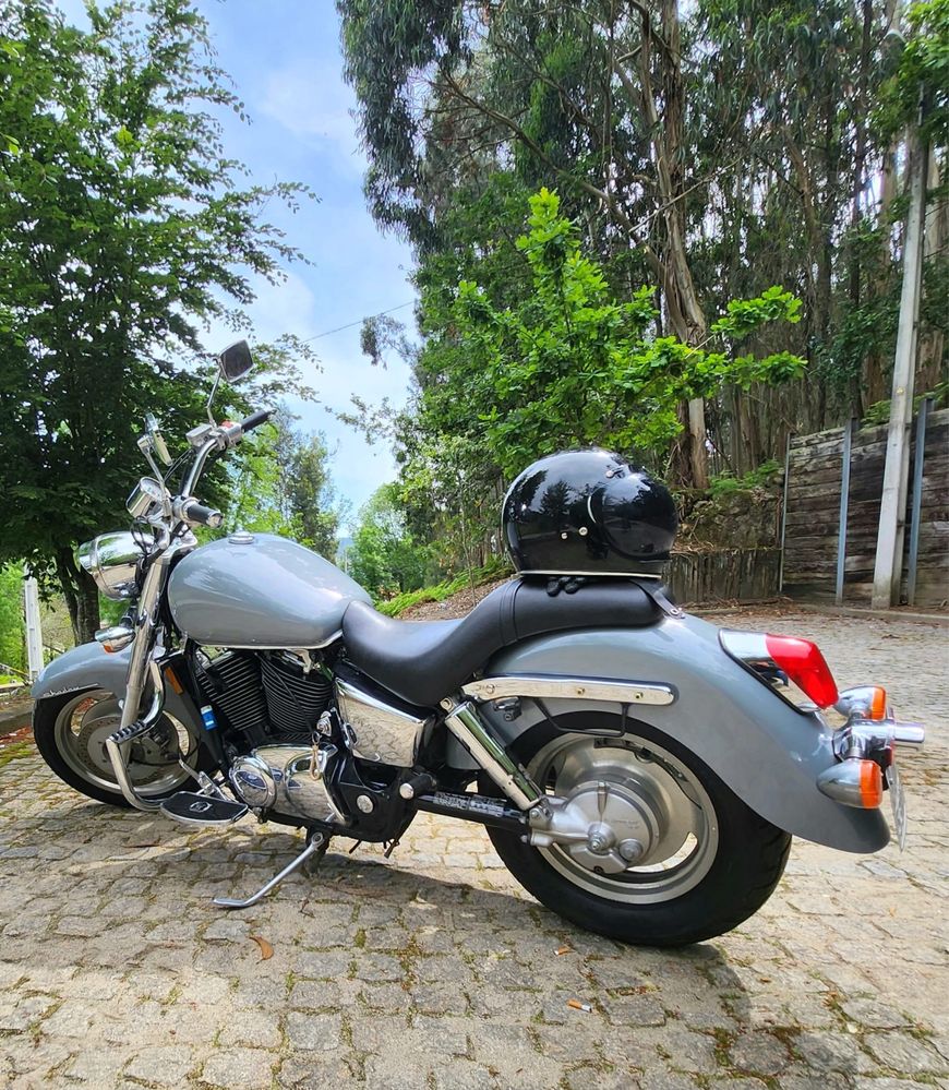 Mota Honda - modelo - VT 1100 - C2