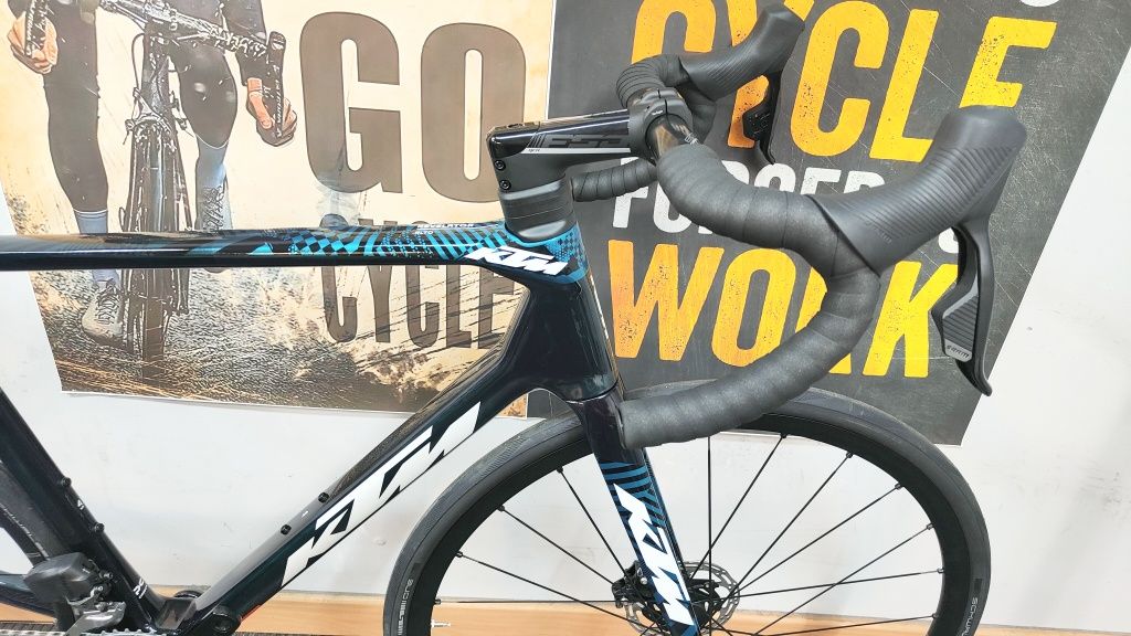 KTM Revelator Alto