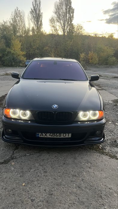 Продам BMW e39 2000 год