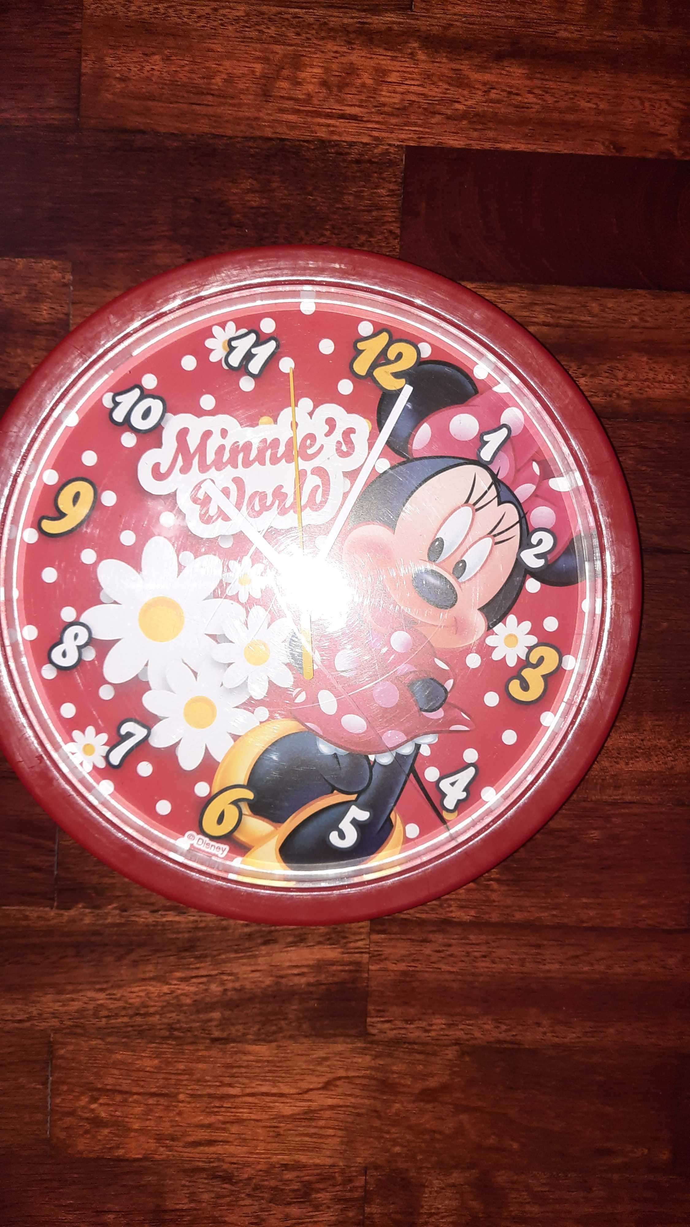 2 Relógios: minnie e doutora brinquedos