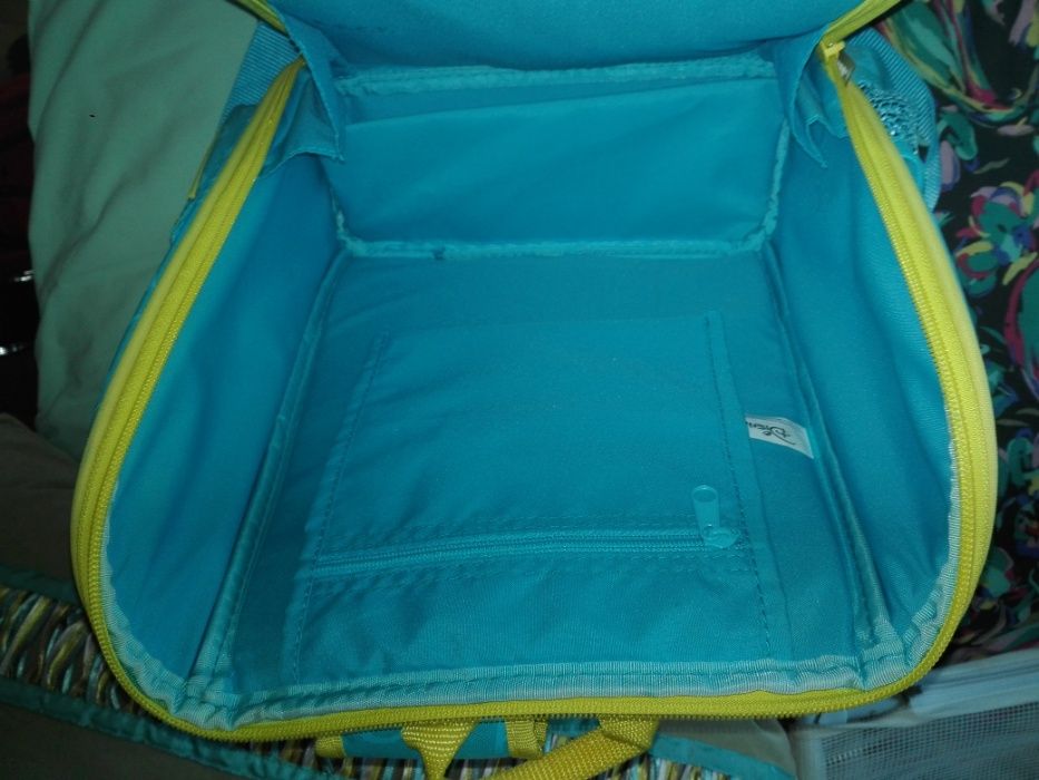 Mochila escolar como nova