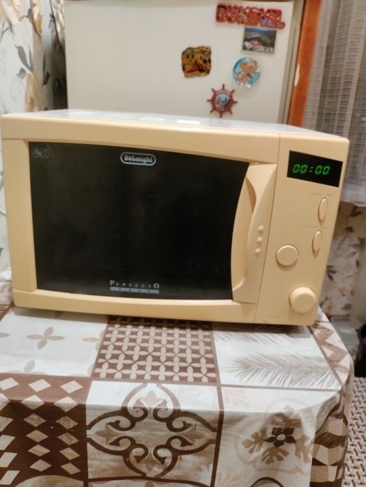 Мікрохвильова піч