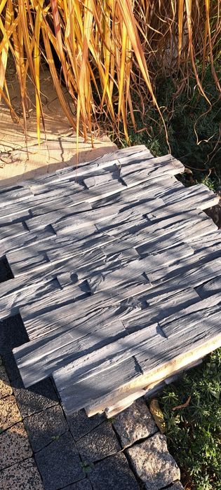 Płytka elewacyjna naturalny bazalt