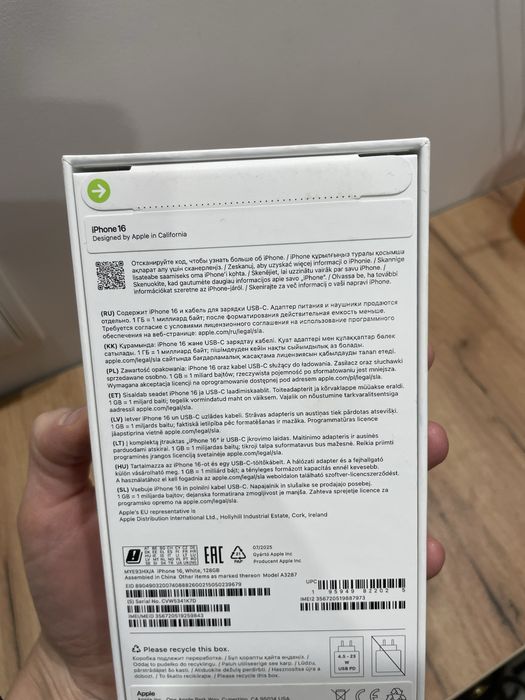 Продам IPhone 16, оригінал з європи