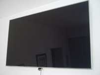 Smart tv Samsung de 46 polegadas.