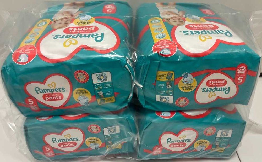 Pampers pants 5 , 11-17 kg , 4 opakowania po 22szt  = Razem 88 sztuk !