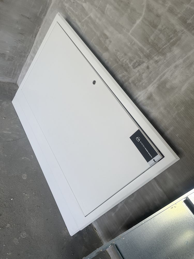 Szafka do rozdzielacza podtynkowa podłogówka KAN-therm do podłogówki