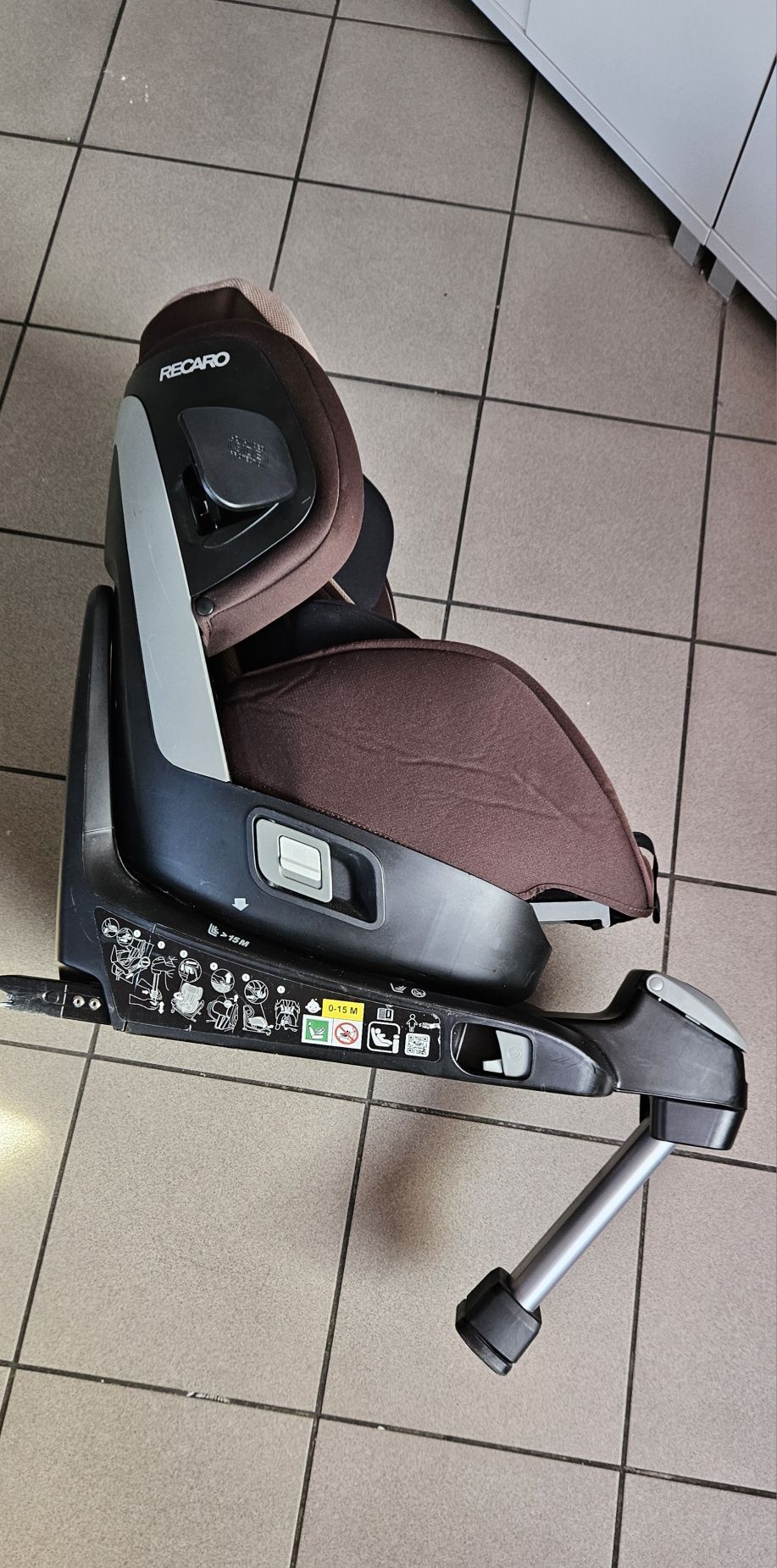 Obrotowy fotelik Recaro Zero 1 Isofix  0-18kg  Bezwypadkowy