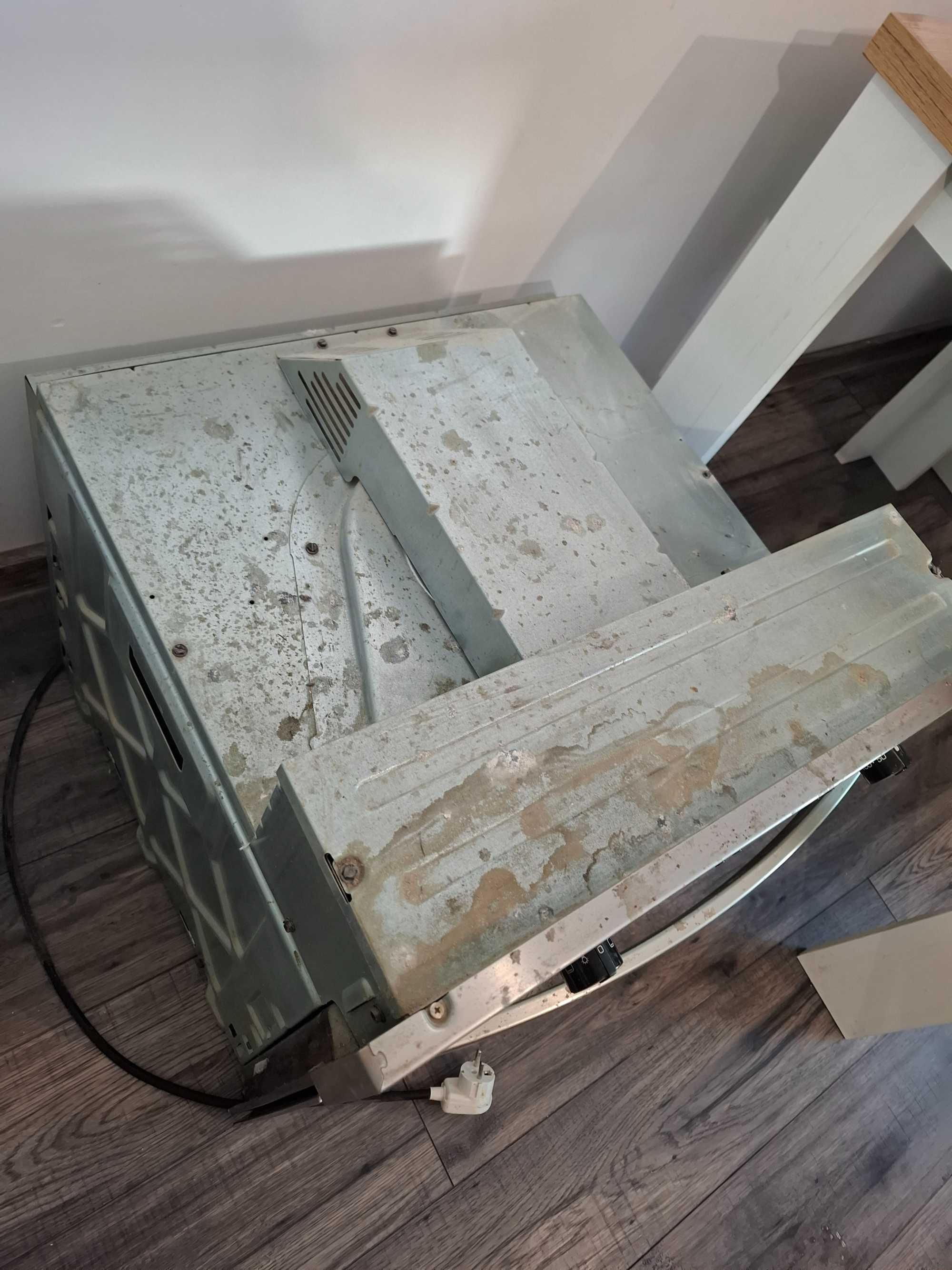 Oddam za darmo piekarnik Whirlpool