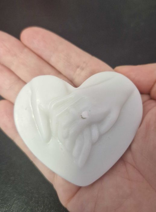 Świeczka sojowa lub mydełko glicerynowe "love hands"