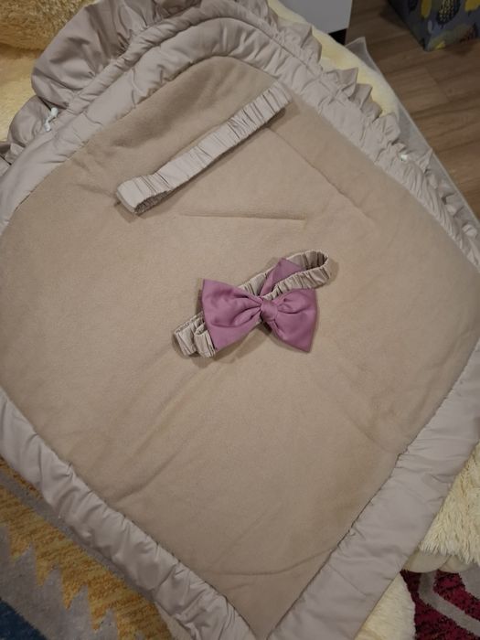 Новий теплий конверт для дівчинки на виписку з пологового