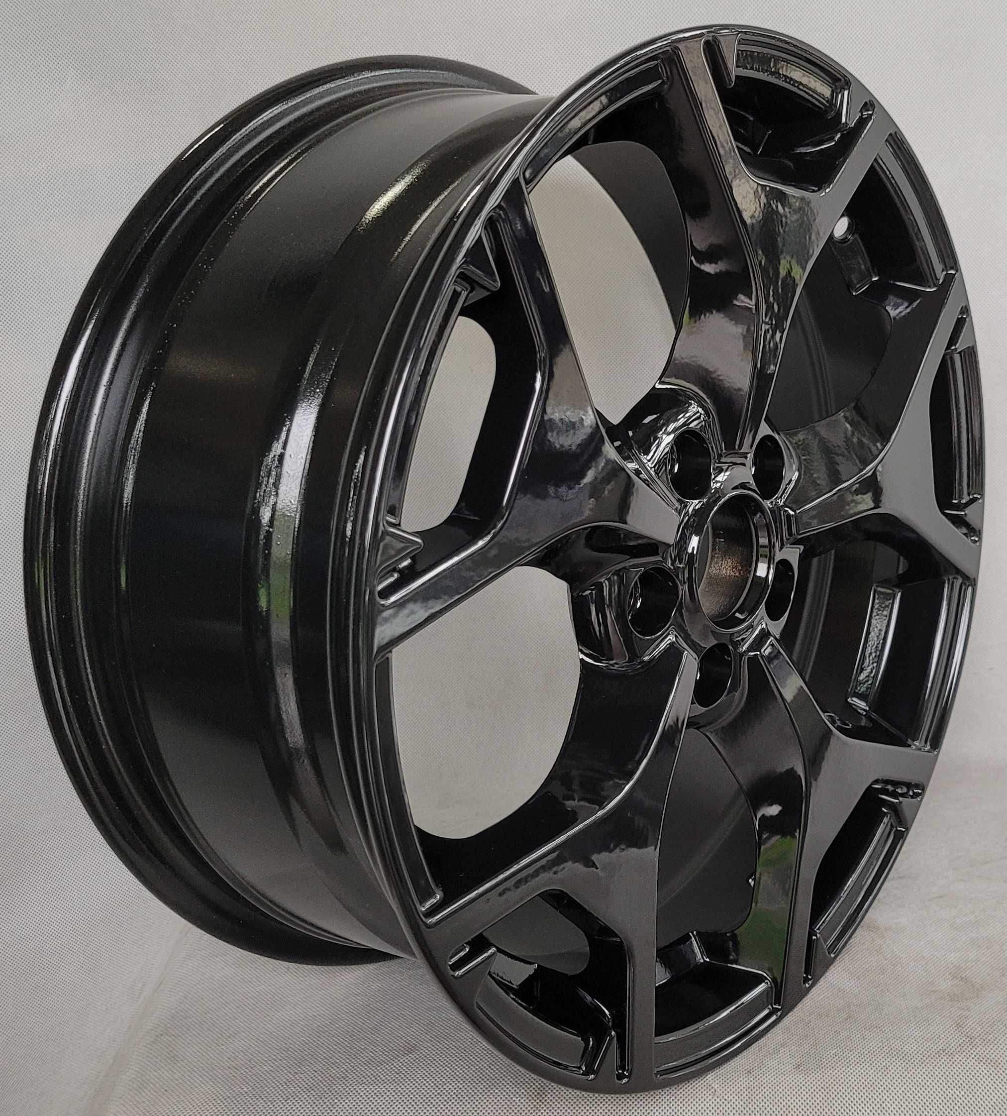 Felgi 17 Ford Mondeo 5 4 Focus 4 3 Kuga S-Max C-Max Volvo V60 V40 S40