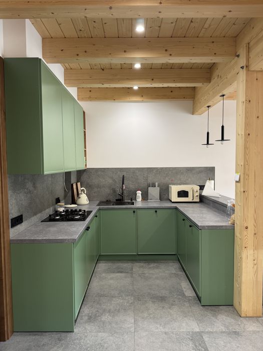 Продаж чотирьох котеджів (таунхауси), с.Поляниця(478 м.кв.)без комісії