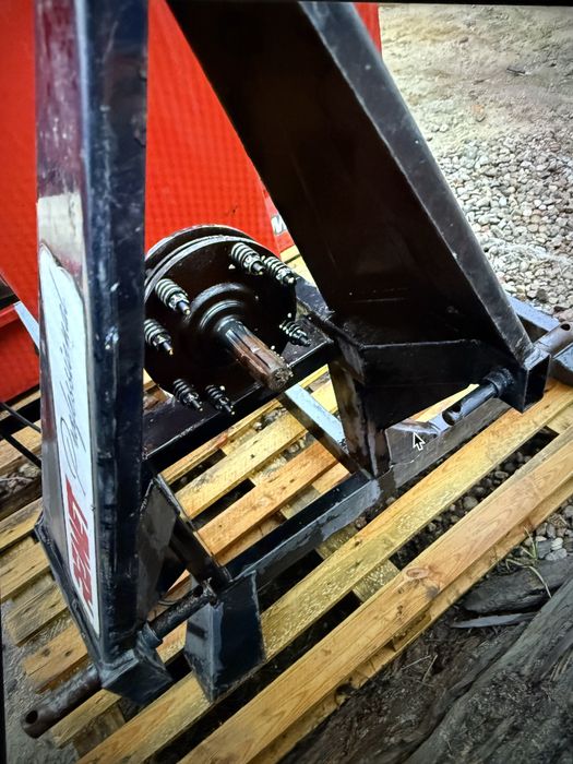 Rębak walcowy R 150 z taśmociągiem