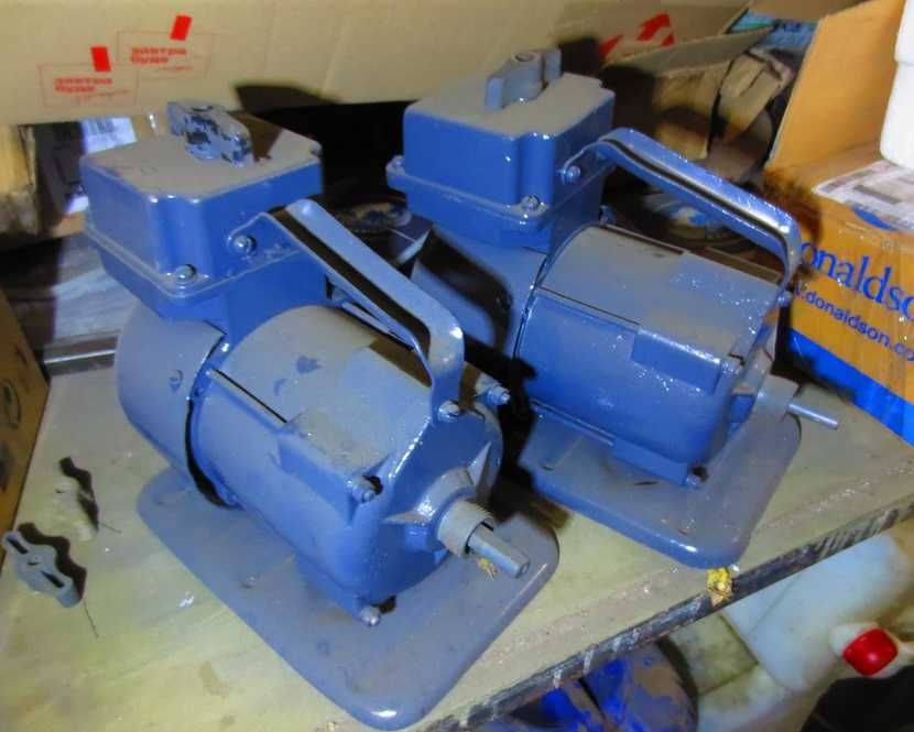 Вібратор глибинний ИВ-116.   107