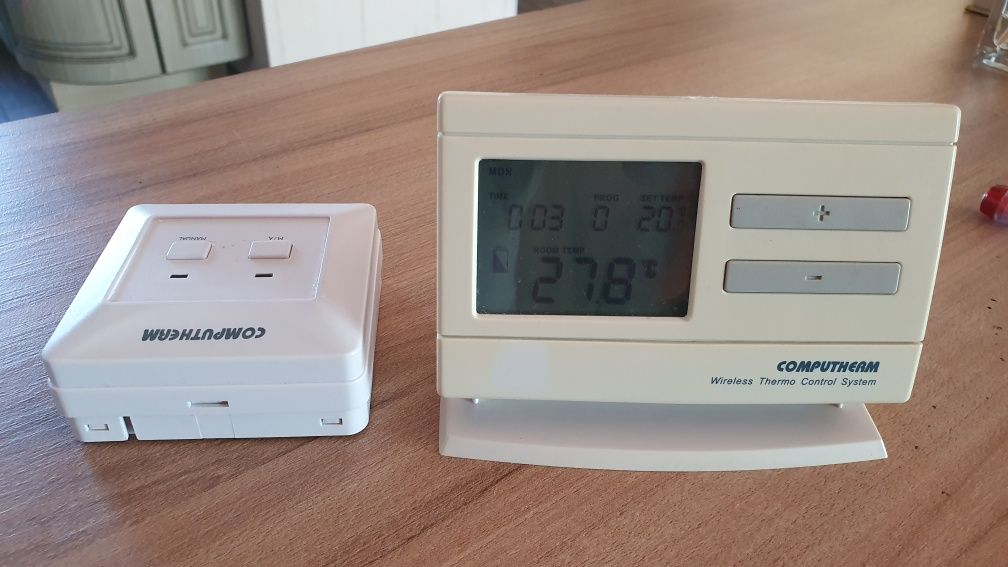 Бездротовий темостат-программатор для котла, т.пола. COMPHUTHERM Q7RF