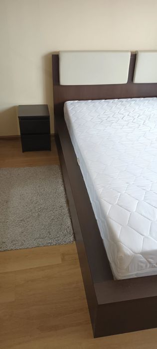 Łóżko dwuosobowe bez materaca