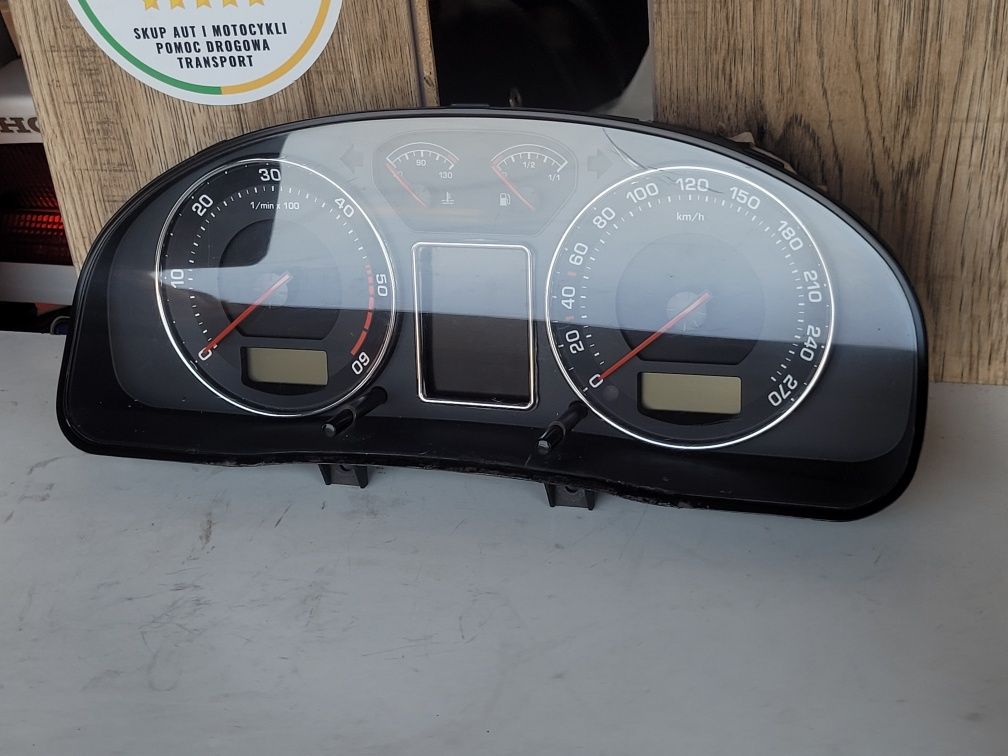Licznik Prędkościomierz Zegar SKODA SUPERB 1 3U4 01-08r 1.9 TDI 130KM