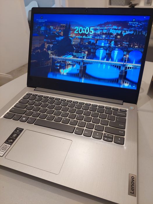 Laptop Lenovo ideapad3 Intel corei3