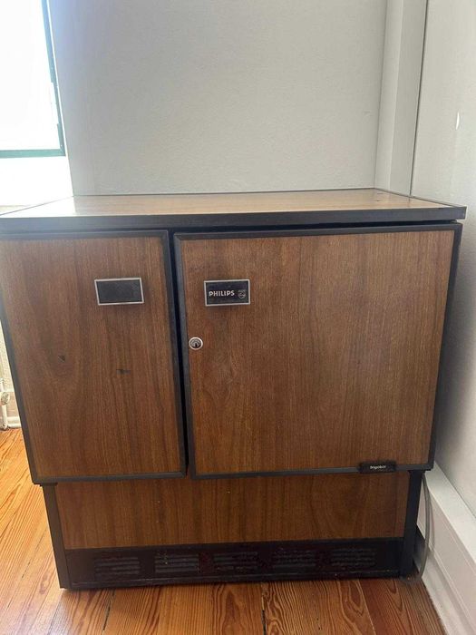 Frigobar antigo Philips