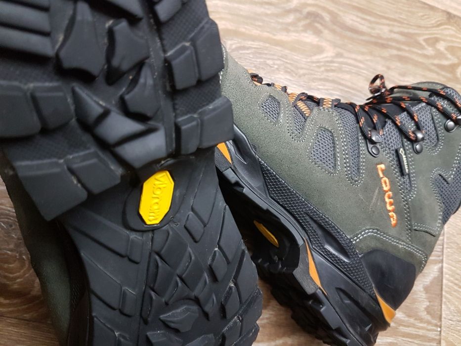 LOWA ботинки GTX р.42