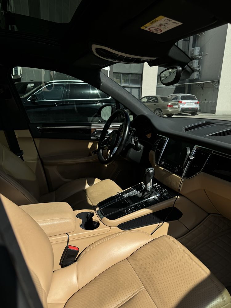 Porsche Macan 2018