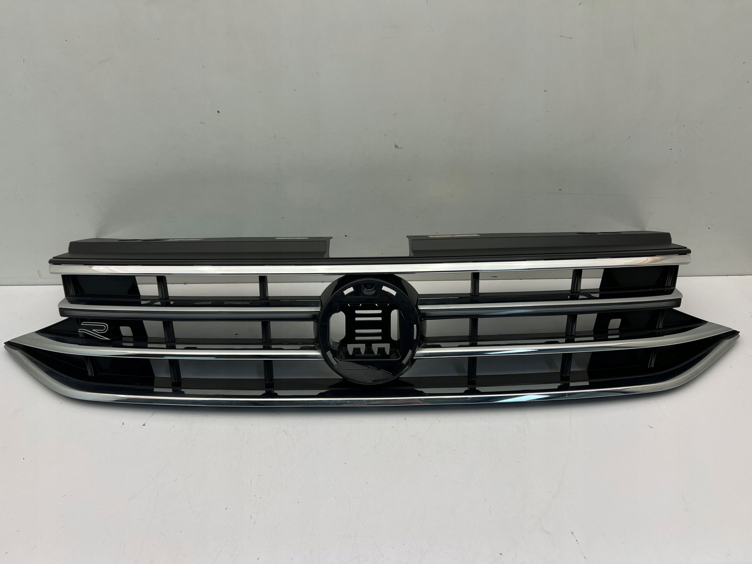 VW Tiguan II Allspace Lift r line Atrapa Grill Zderzaka Przedniego…