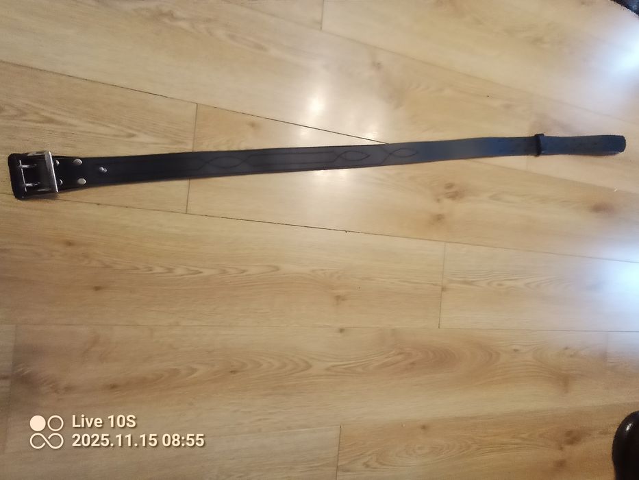 Nowy , męski pasek skórzany.