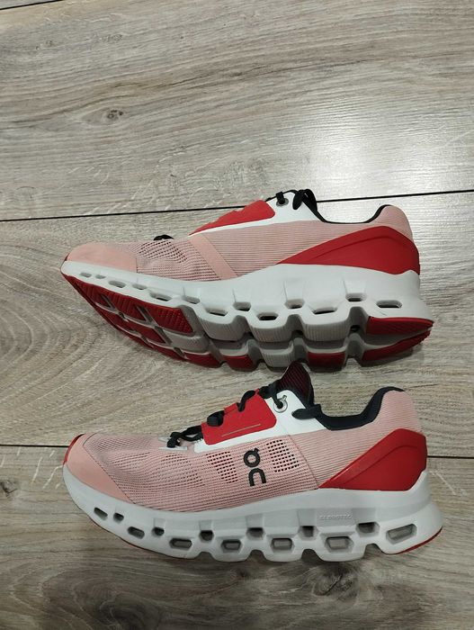 On Running Cloudstratus buty do biegania size 38