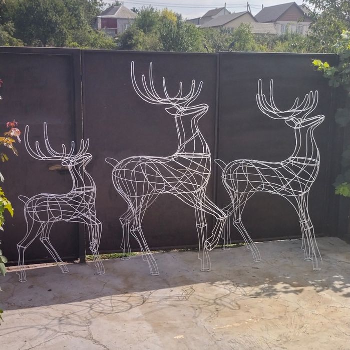 Новогодний олень новорічний олень светящійся подарунки подарки гирлян