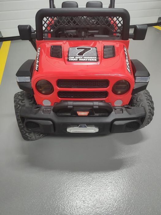 DUŻE 4x4 Auto na akumulator Skóra+Eva+Pilot