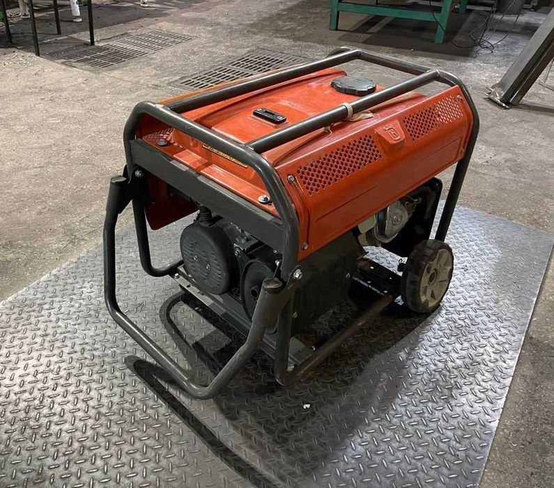 Генератор Husqvarna 5500p 5,5 кВт эл запуск на колесах, з акумулятором