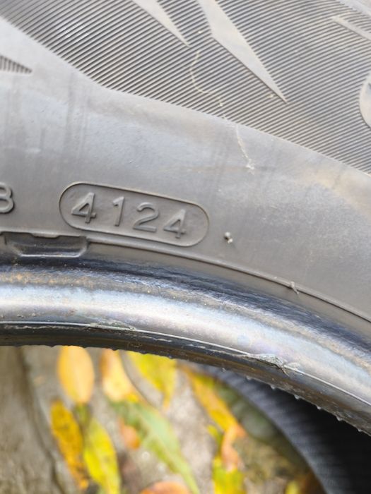 Шини зимові шиповані 215/65 R 16