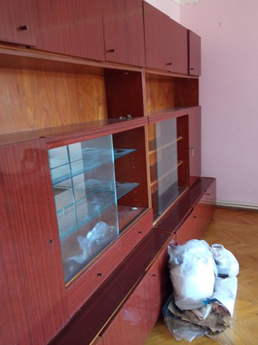 Меблі до кімнати