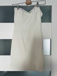 Sukienka biała Zara M ale wypada na XS