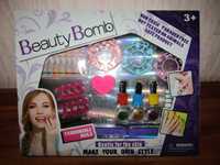 Детская игра  - большой маникюрный набор " BEAUTY BOMB "