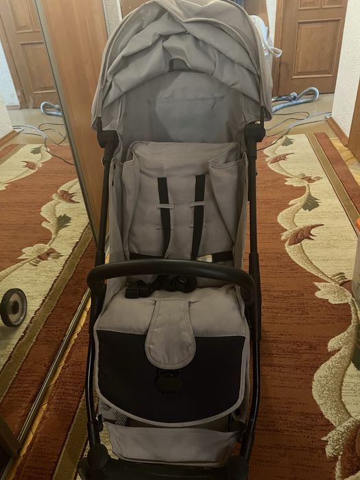 Прогулянкова коляска Carrello