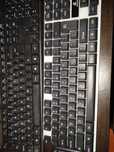 Teclados com fio