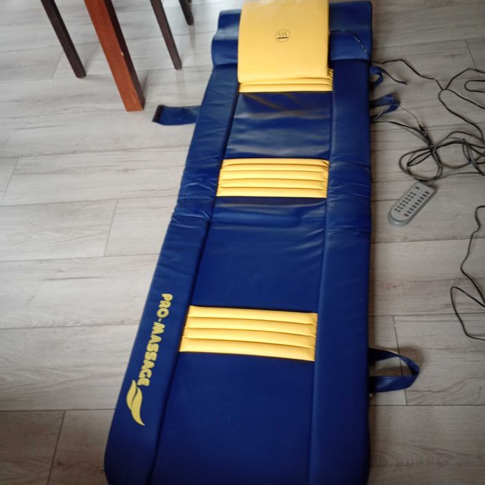 Materac masujący elektryczny