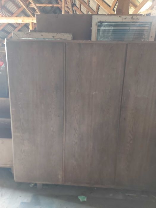 Szafa retro, 3-drzwiowa do renowacji