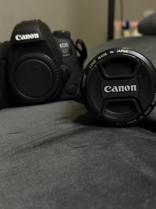 Обʼєктив canon 50 мм