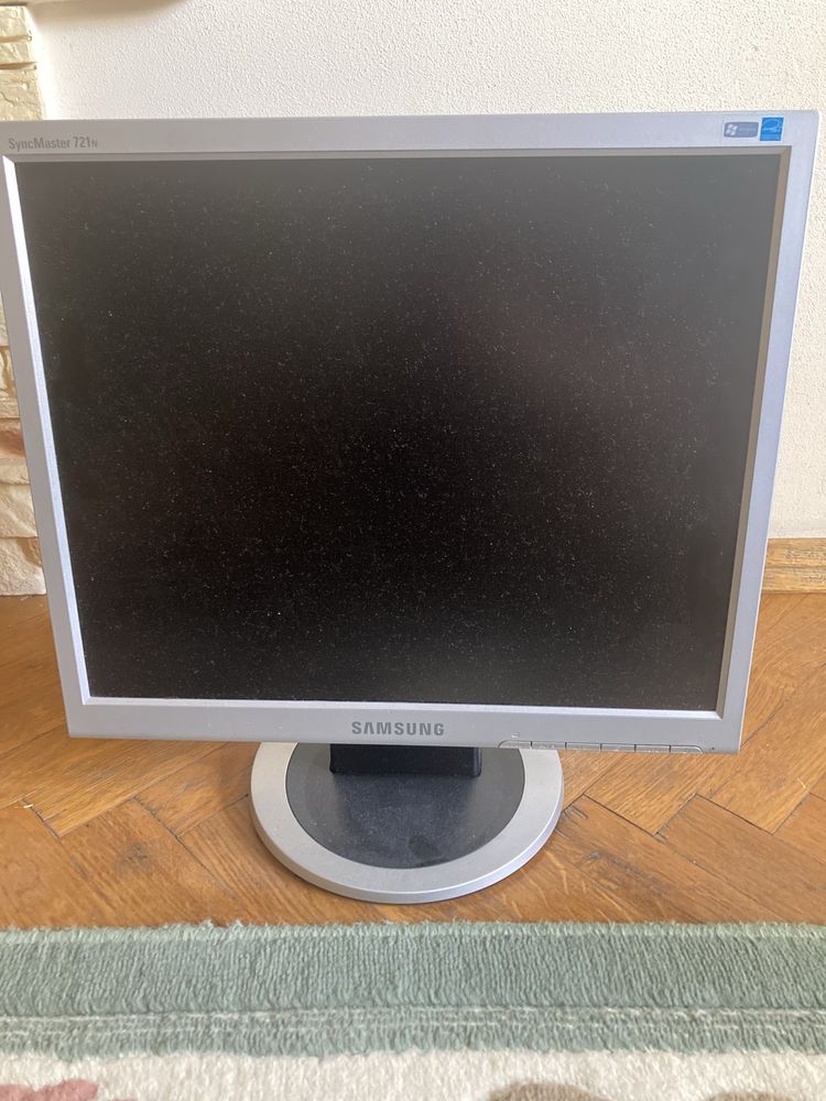 Монитор Samsung SyncMaster 721N