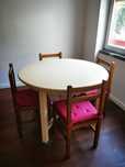 Conjunto de mesa de Jantar e Cadeiras