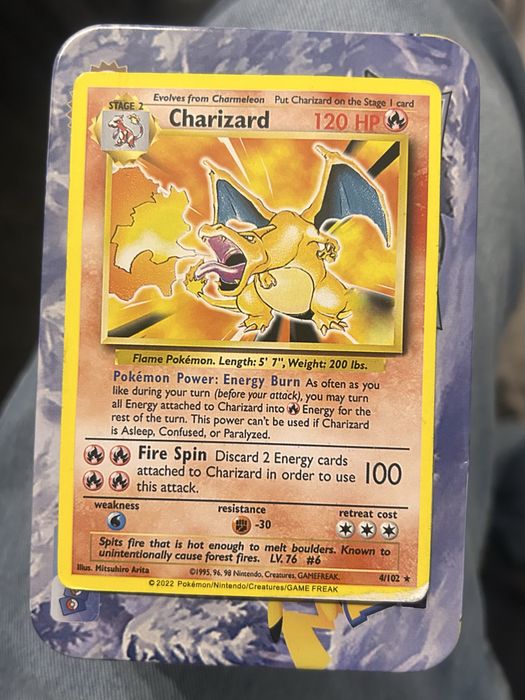 Carta pokémon Charizard